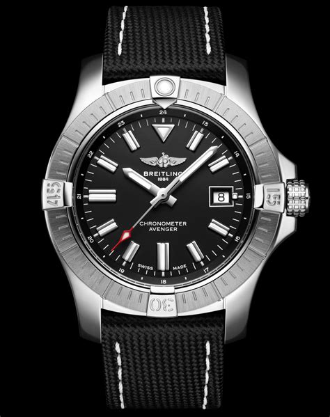 breitling avenger 43mm